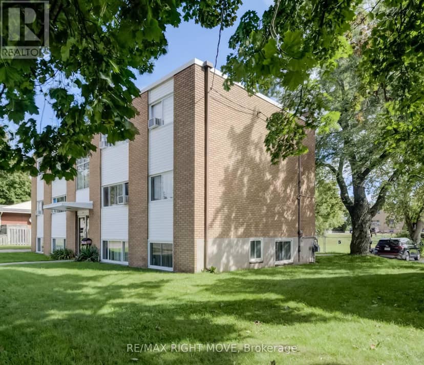 125 Schlueter Street — photo 4 of 28