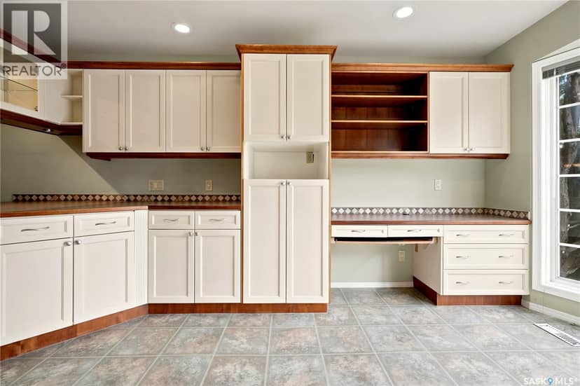 18 Lakeview PLACE — photo 11 of 40