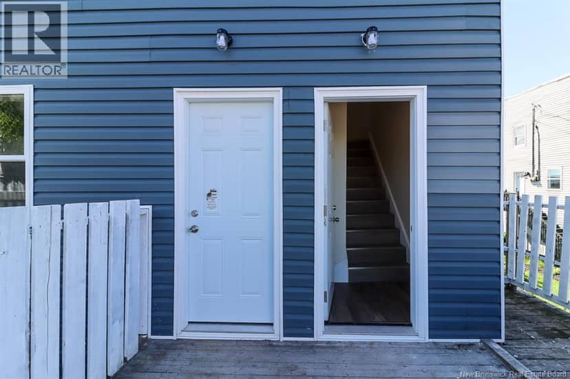 204-206 St. James W Street — photo 15 of 40