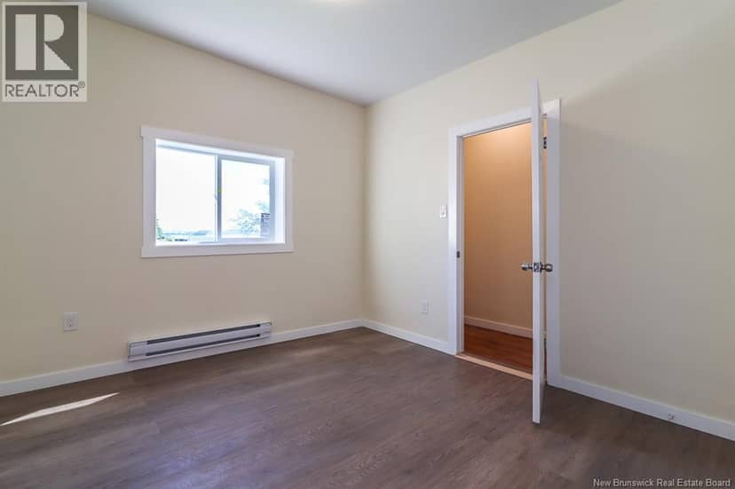 204-206 St. James W Street — photo 21 of 40