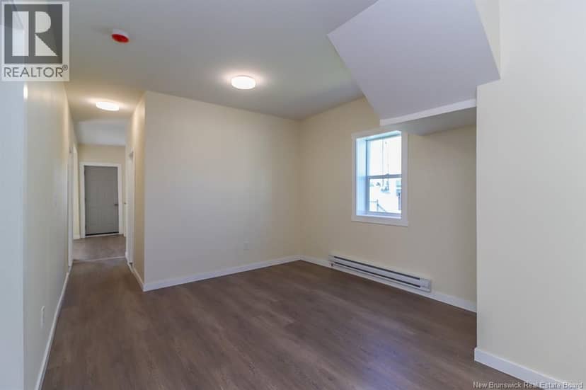 204-206 St. James W Street — photo 25 of 40