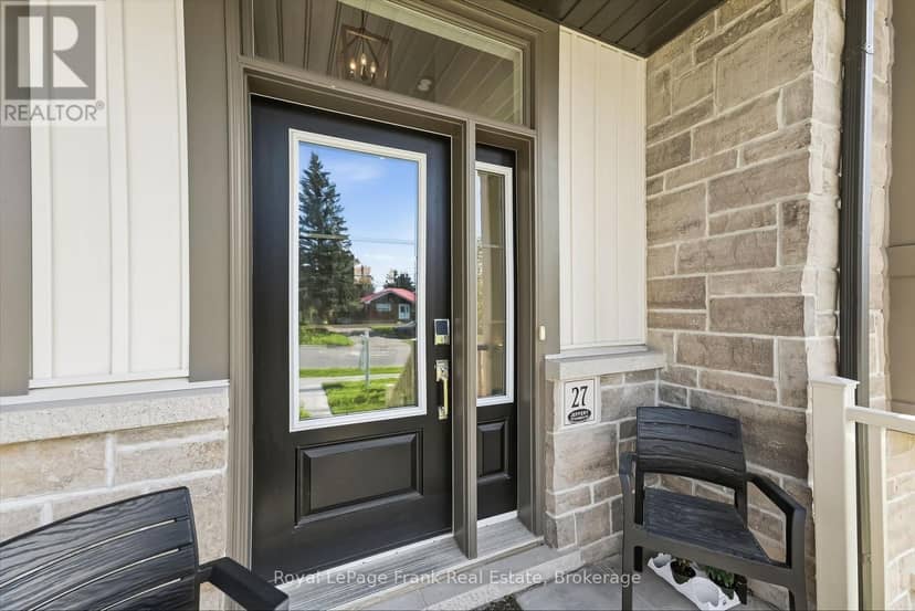 27 Shand Lane — photo 4 of 39