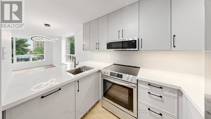 220 - 92 King Street E — photo 4 of 40