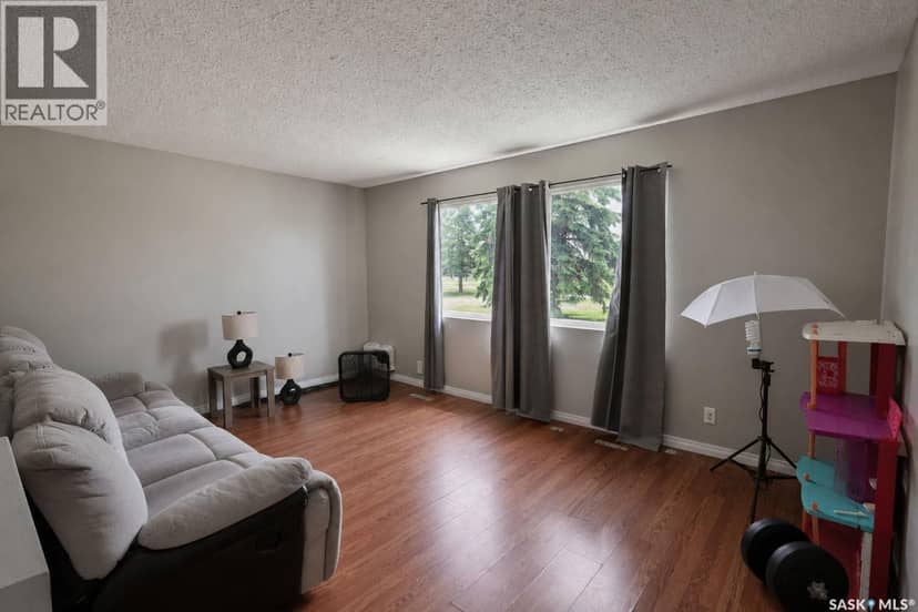 602 28th STREET E, Prince Albert, photo 3
