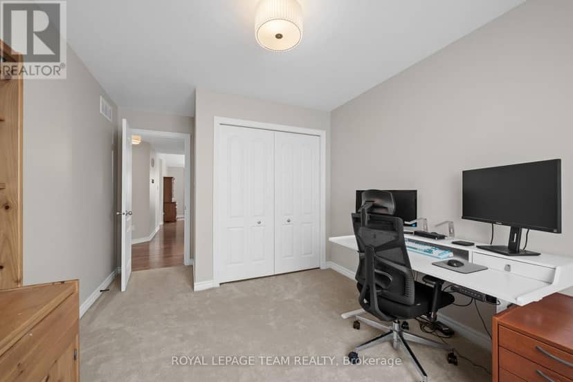 6 Stonehaven Way — photo 32 of 40