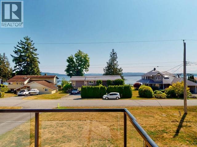 8206 CENTENNIAL DRIVE, Powell River, photo 3