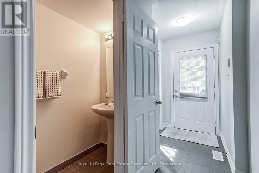 22 - 233 Duskywing Way — photo 5 of 40