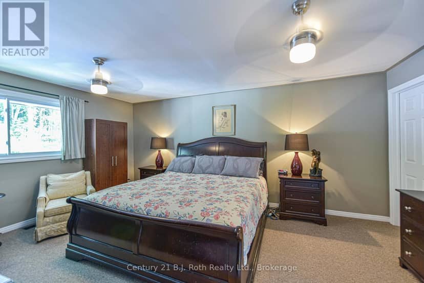 138 Lake Dalrymple Road — photo 31 of 40