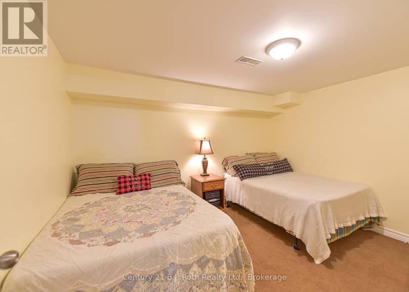 138 Lake Dalrymple Road — photo 38 of 40