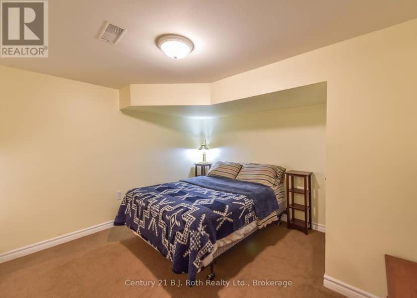 138 Lake Dalrymple Road — photo 39 of 40