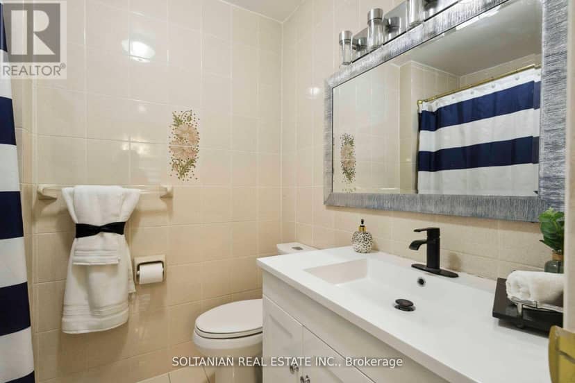 102 Elnathan Crescent — photo 20 of 32
