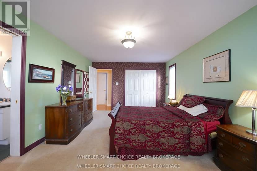 2135 Pitt Street — photo 24 of 40