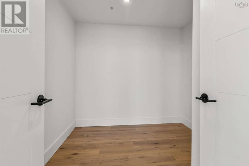 2303 1650 Granville Street — photo 31 of 40