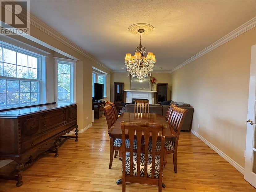 5 Stacey Crescent — photo 26 of 40