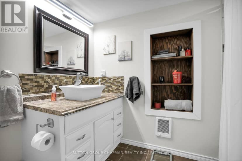 15 Arthur Street — photo 11 of 23