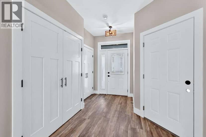 31, 610 4 Avenue SW, Sundre, photo 2