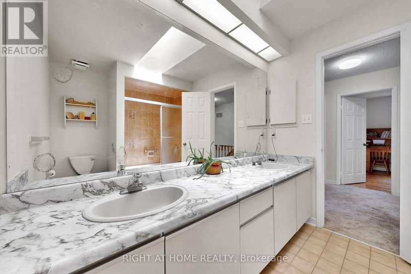 103 Heatherton Way — photo 32 of 40