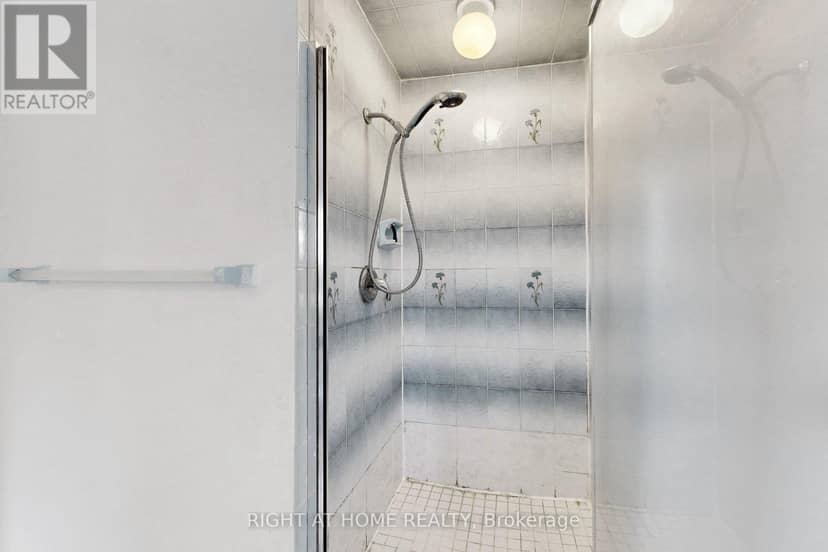 103 Heatherton Way — photo 38 of 40