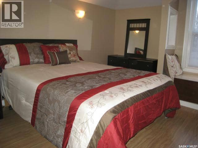 1437 Argyle STREET — photo 8 of 23