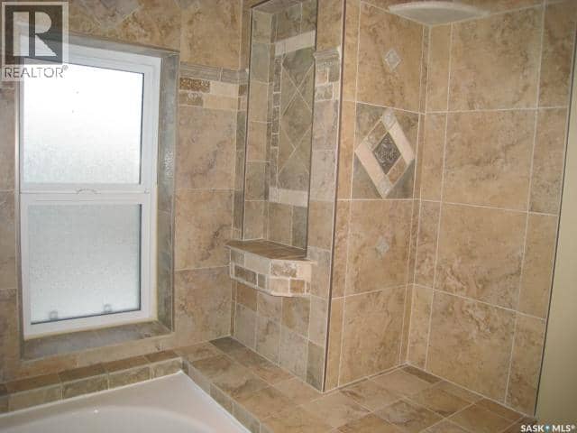 1437 Argyle STREET — photo 12 of 23