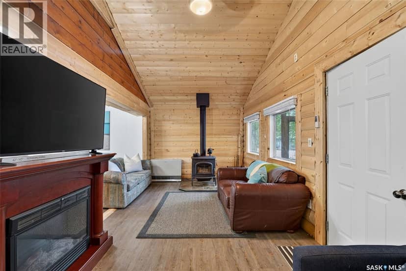 105 Hagen PLACE — photo 9 of 40