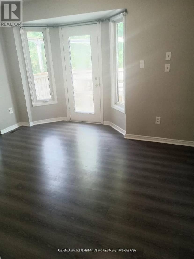125 Municipal Street — photo 17 of 39