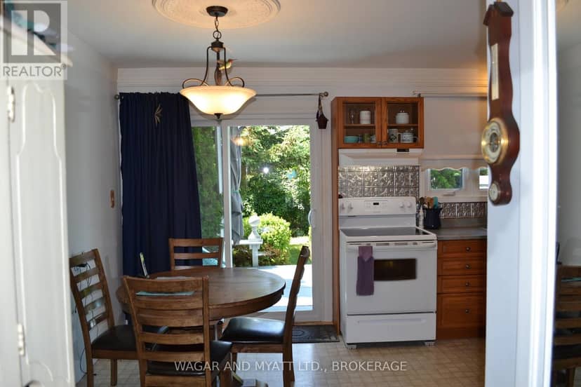 30 - 60 Winchester Drive, Greater Napanee, photo 5
