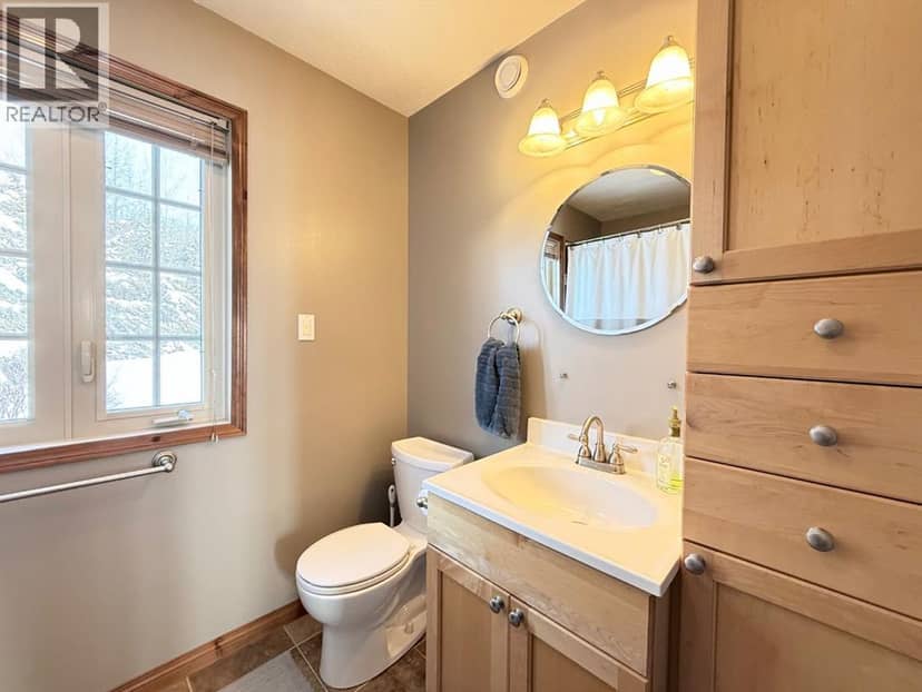 203 Northern Meadows Drive — photo 18 of 40