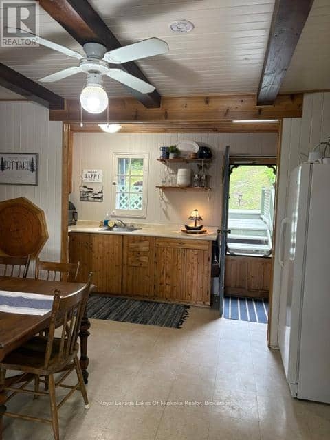 1029 Sprunt Lane — photo 9 of 29
