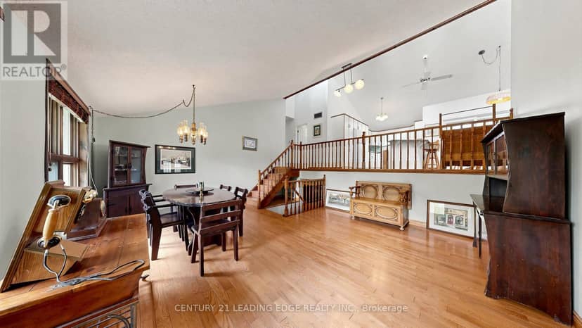 6466 Old Homestead Road — photo 7 of 32