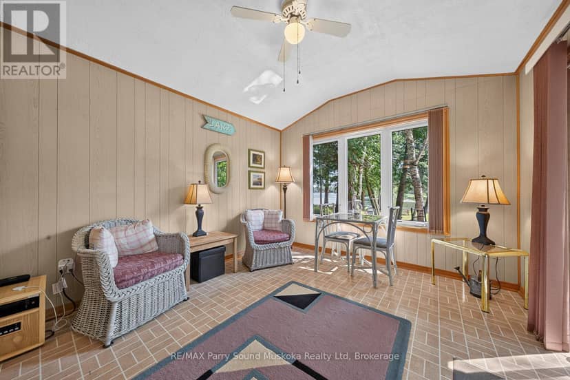 101 Chain Of Lakes Road — photo 18 of 40