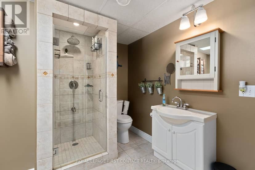 3316 Point Bush Court — photo 34 of 40