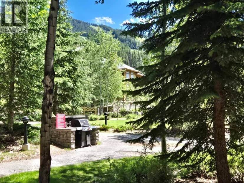 2064 Summit Drive Unit# 109, Panorama