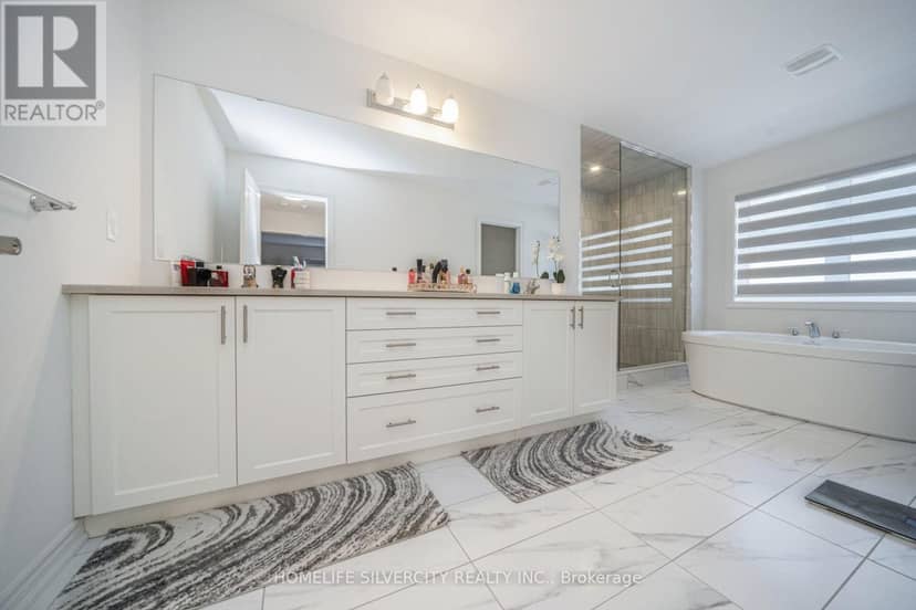 4 Sandhill Crescent — photo 32 of 40