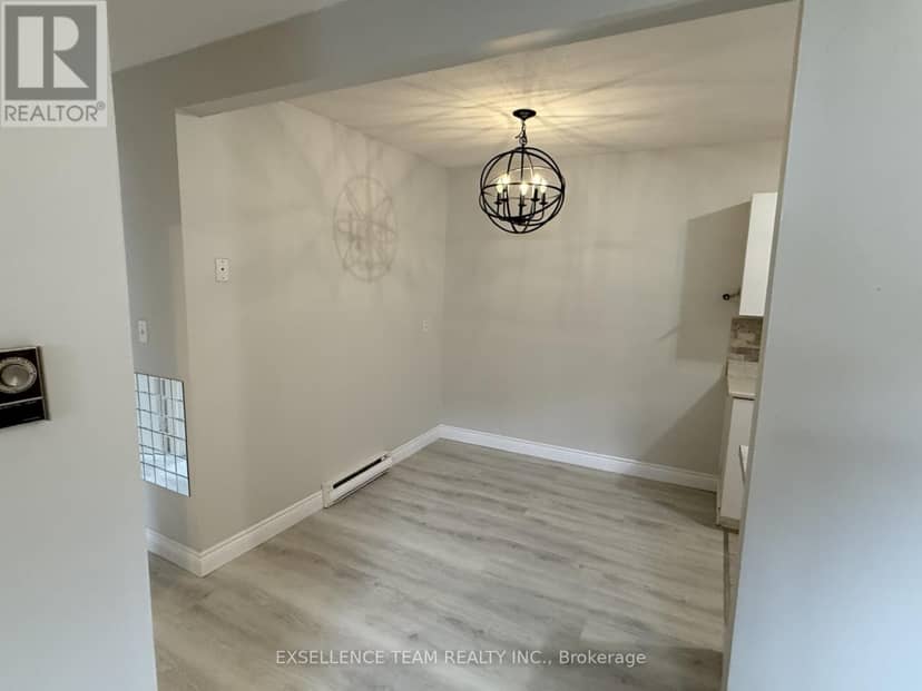 3 - 65 Race Street — photo 9 of 12