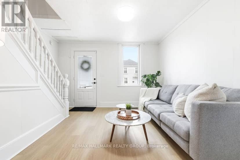391 Murray Street, Pembroke, photo 4