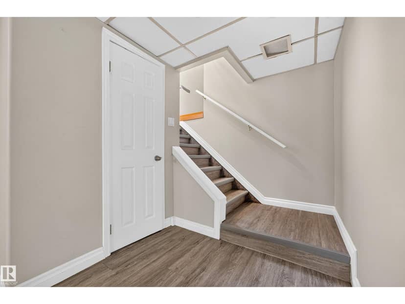 12819 45 ST NW — photo 32 of 40