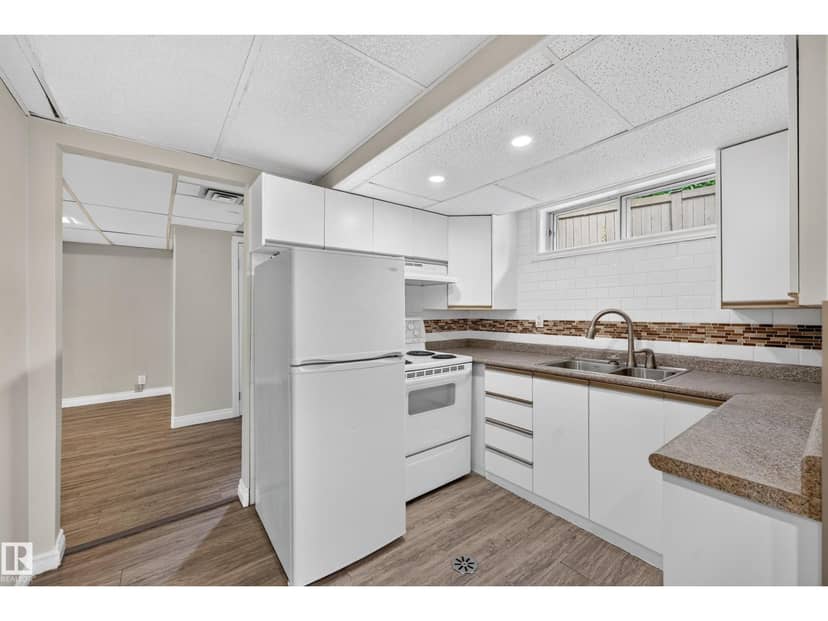 12819 45 ST NW — photo 36 of 40
