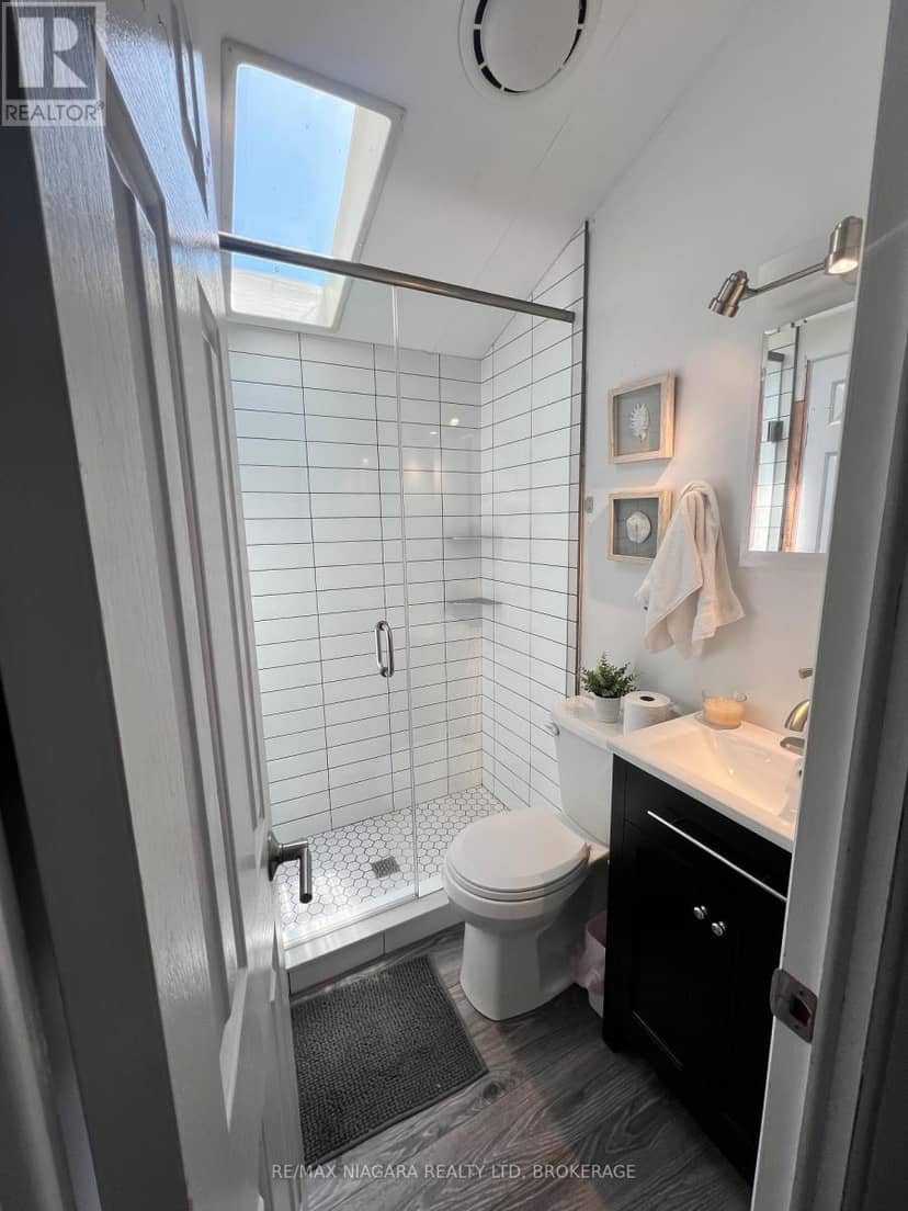 22 Hickory Lane — photo 10 of 15
