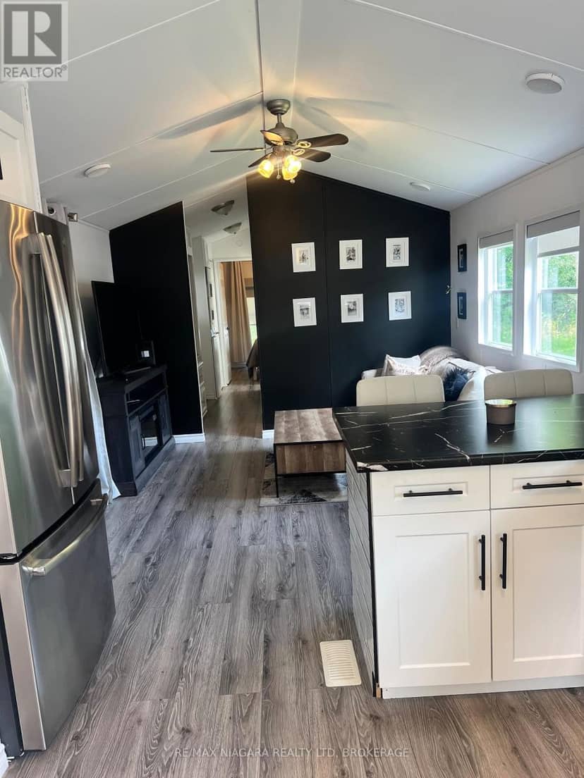 22 Hickory Lane, Port Colborne, photo 6