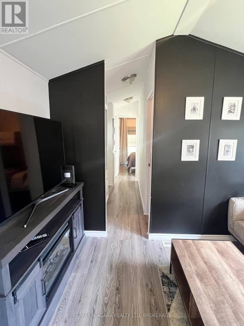 22 Hickory Lane, Port Colborne, photo 8