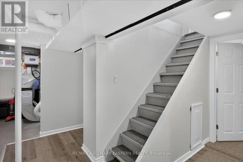 475 Aylmer Street N — photo 35 of 40