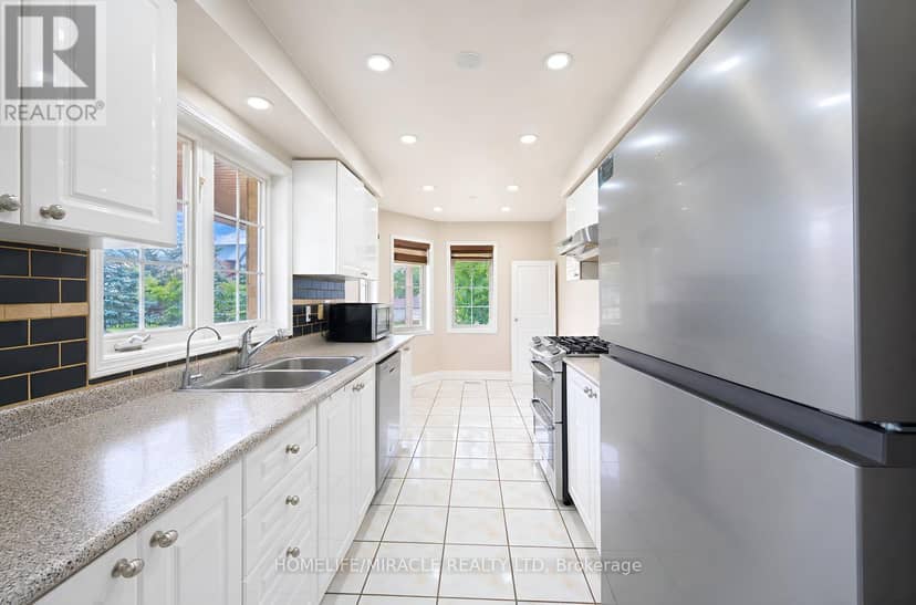 12 - 7284 Bellshire Gate — photo 9 of 40