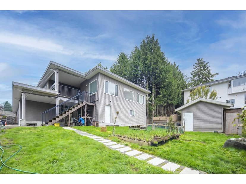 10229 122 STREET, Surrey, photo 3