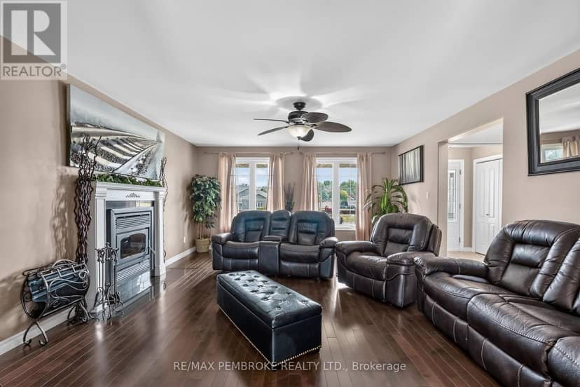9 Heron Drive — photo 11 of 40