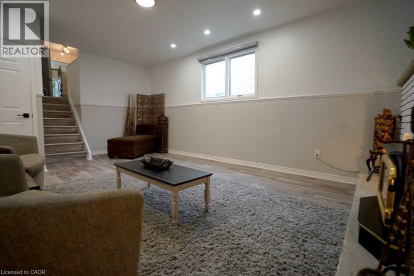 147 MURIEL Crescent — photo 25 of 39