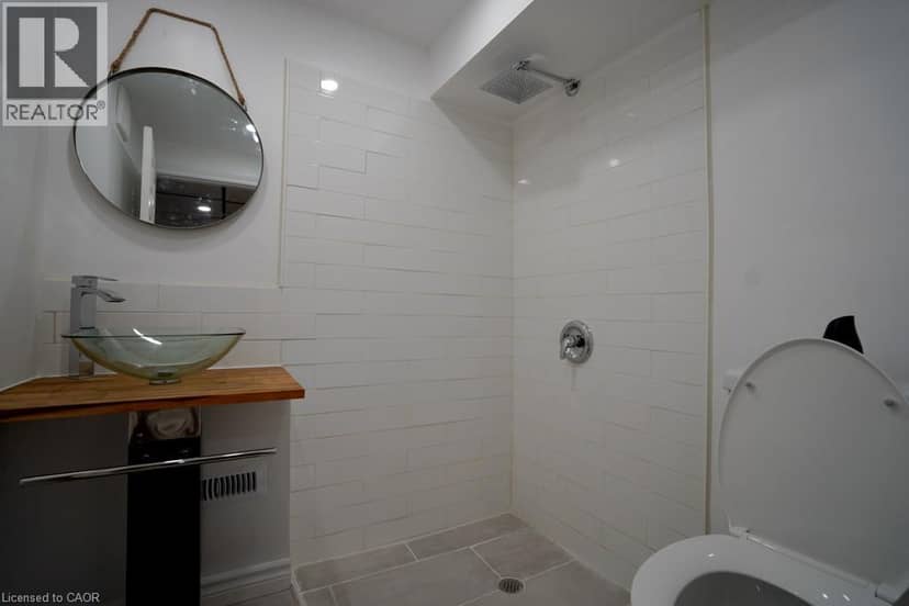 147 MURIEL Crescent — photo 33 of 39