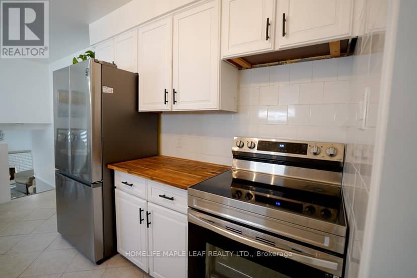 147 Muriel Crescent — photo 12 of 40