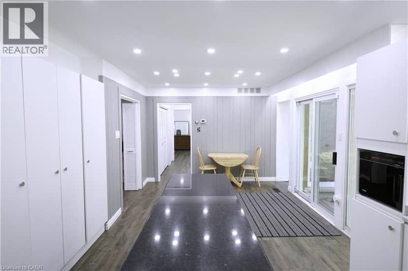 560 CRANE Court — photo 10 of 40