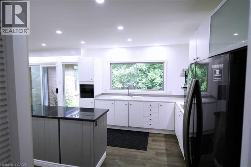 560 CRANE Court — photo 11 of 40